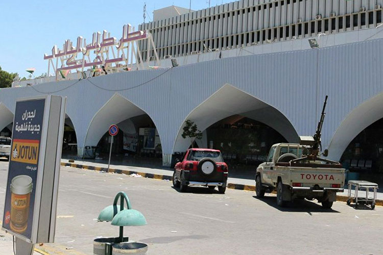 Xəftarın ordusu Tripoli hava limanını tutdu