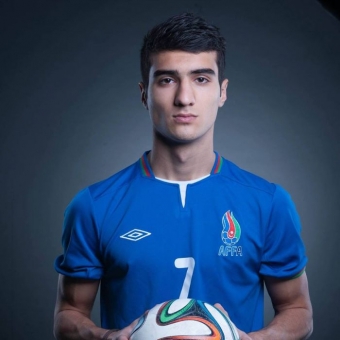 <b>Millimizin forvardına <span style="color:red;">3 xarici klubdan təklif gəldi </b>