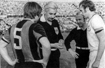 [b]Yelizavetadan mükafat alan AZƏRBAYCANLI - FOTO[/b]