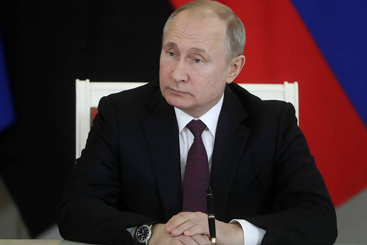 Putin ötən il üçün gəlirlərini açıqladı