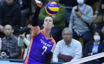 Voleybolçumuz dünya rekordu vurub