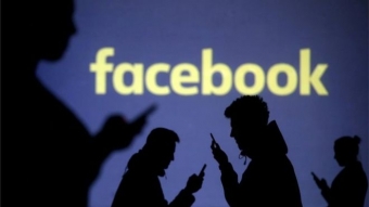 Facebook özünün səsli köməkçisini yaradır