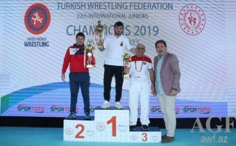 Güləşçilərimiz 11 medal qazandılar