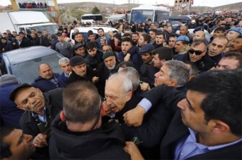 Ankarada Kamal Kılıçdaroğluna hücum edildi