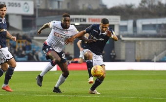 Maaşları verilməyən futbolçular meydana çıxmadı - İngiltərə klubunda RƏZALƏT