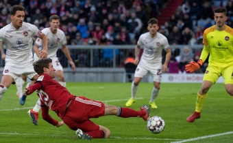 “Bavariya” məğlubiyyətdən çətinliklə qaçıb - VİDEO