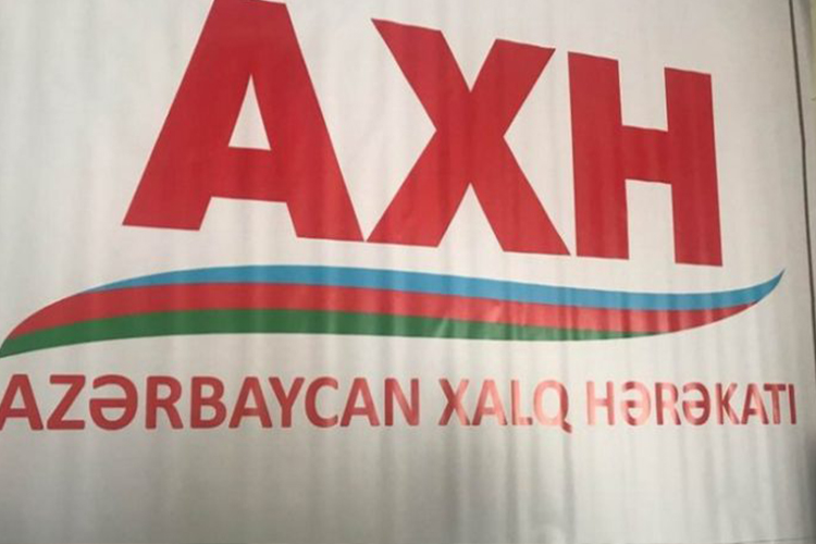 <b>Parçalanmış AXH-də qarşılıqlı <span style="color:red;">İTTİHAMLAR: Partiyası yalnız özündən ibarət olan şəxs...</b>