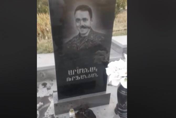 Ermənilər aprel döyüşlərində ölən əsgərlərin qəbir daşlarını dağıtdılar