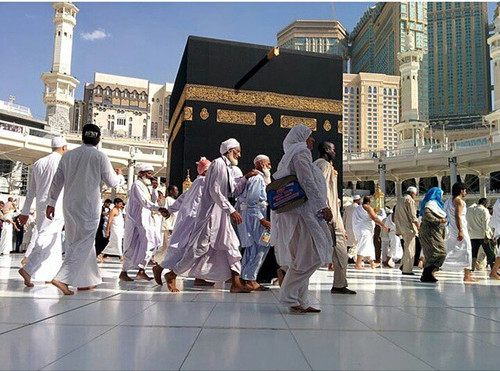 Zəvvarlarımız bu gecə dini ayinlərin icrasına başlayacaq 