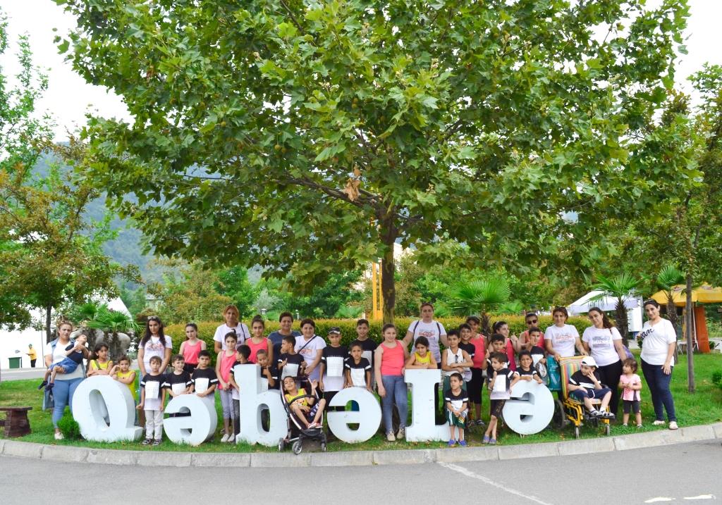 Xüsusi qayğıya ehtiyacı olan uşaqlar üçün yay düşərgəsi təşkil edilib - <span style="color:red;">FOTOLENT 