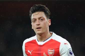 Bu türk futbolçu quldurların əlindən hara qaçmaq istəyir?