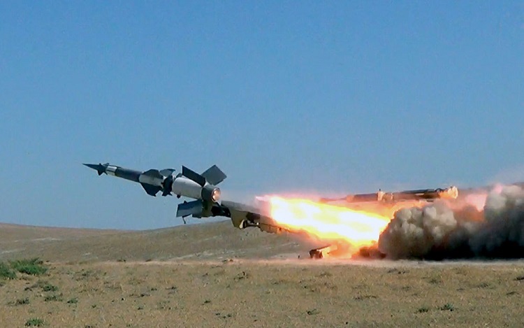 Zenit-Raket Qoşunlarında döyüş atışlı təlimlər keçirildi - VİDEO