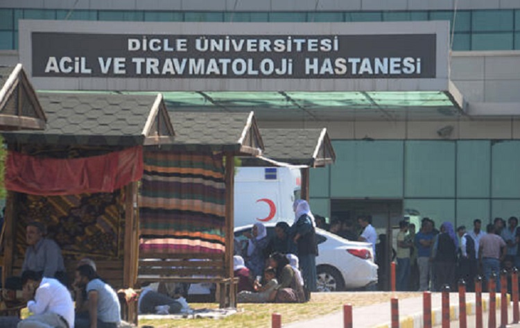 Türkiyədə zirehli avtomobil aşdı: 2 polis ölüb, 4-ü yaralanıb