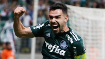 Bu futbolçu Dünya rekordunu yenilədi