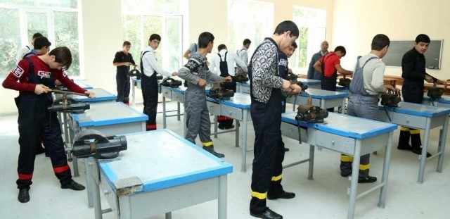 Peşə məktəblərinə qəbul olunanlara XƏBƏRDARLIQ