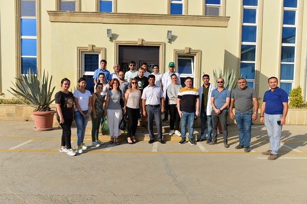 Jurnalistlər “Bizim Tarla” markasının istehsal edildiyi müəssisəni ziyarət etdilər