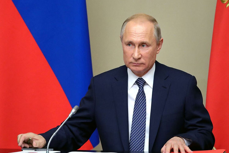 Vladimir Putin Mehriban Əliyevanı təbrik edib