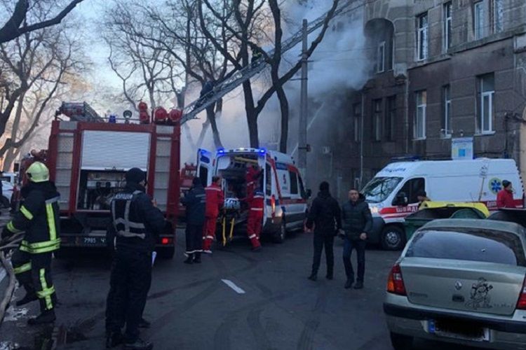 Odessa kollecində yanğın: 1 ölü, 29 yaralı var