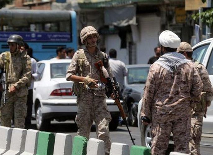 Tehranda çayxanada atışma: ölən və yaralananlar var
