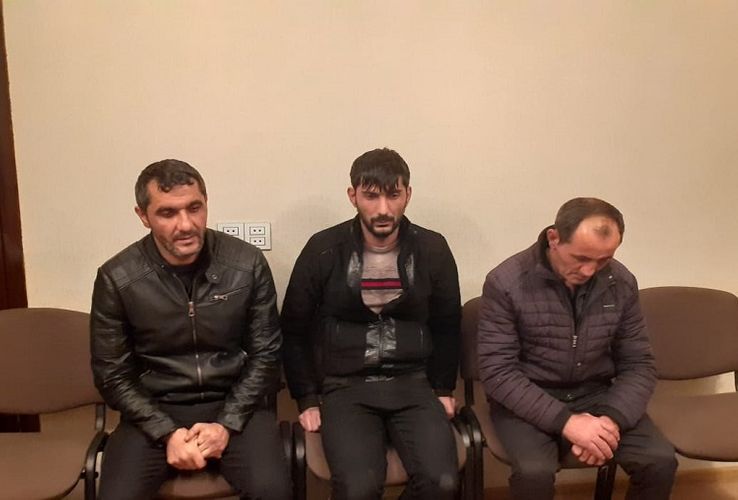 Azərbaycanda evlərdən silsilə oğurluqlar edən dəstə yaxalandı - FOTO