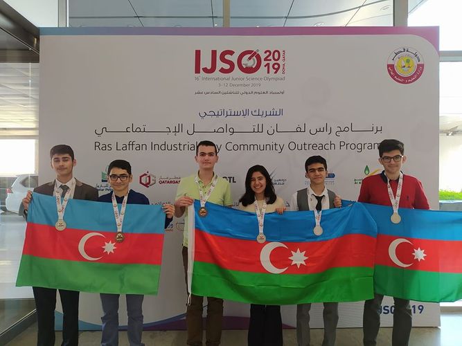Azərbaycan şagirdlərindən bir ilk - OLİMPİADADA 6 medal - FOTO