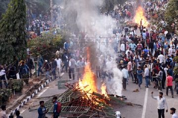 Hindistanda polislə nümayişçilər arasında olan qarşıdurmalarda 3 nəfər ölüb