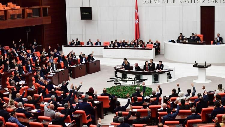 Türkiyə Parlamenti ABŞ Senatının “erməni soyqırımı” qərarını rədd etdi