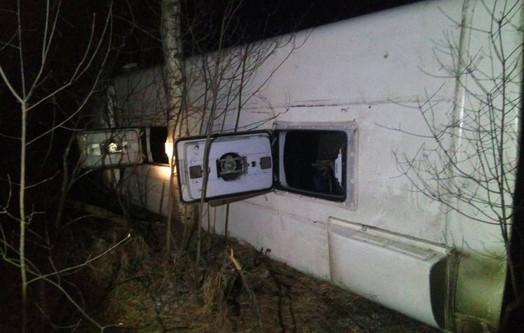 Rusiyada sərnişin avtobusu aşıb, 25 nəfər yaralanıb