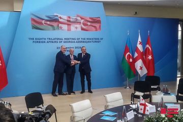 Azərbaycan, Türkiyə və Gürcüstan XİN başçılarının görüşü başlayıb - YENİLƏNİB