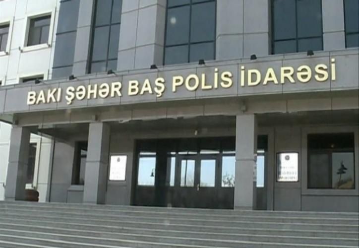 Mənzilə görə özünü binadan atmaq istəyən qadın xilas edildi - RƏSMİ