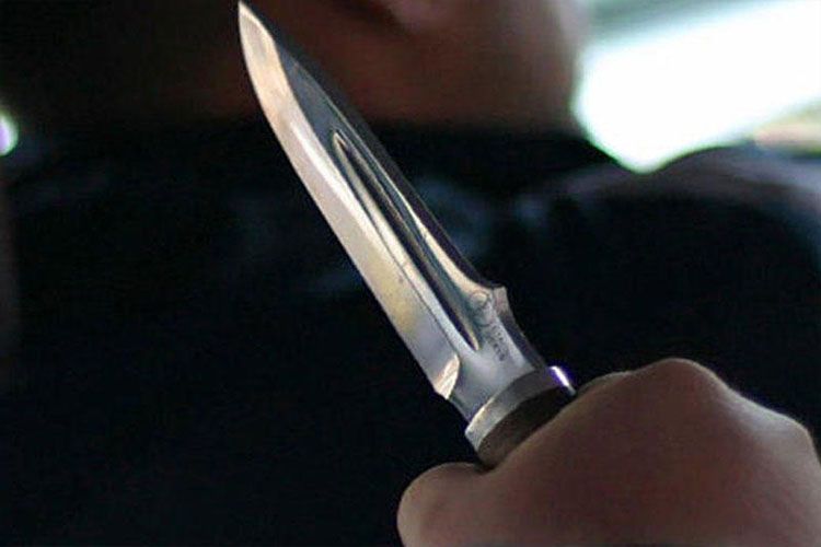 Bakıda keçmiş məhkum yaxınları tərəfindən bıçaqlanıb