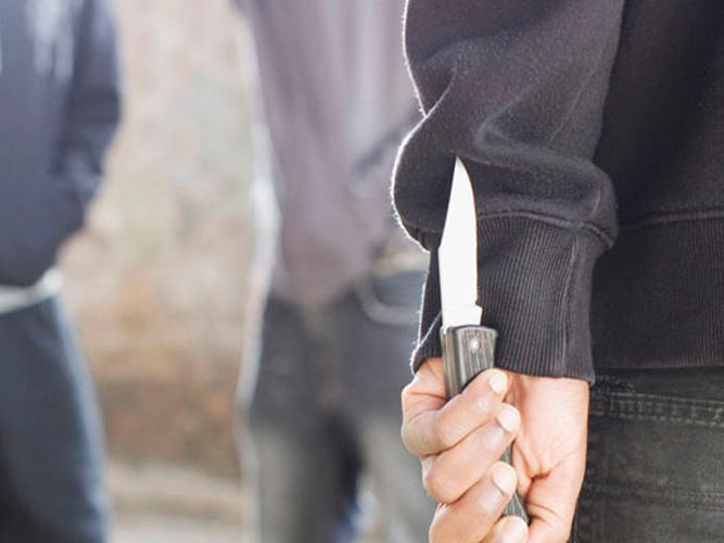 Bakıda 26 yaşlı gənc ürəyindən bıçaqlanıb