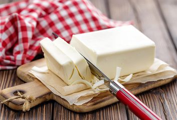 Məhsulların yağlılığını artırmaq üçün marqarindən istifadə edirlər - TƏHLÜKƏ