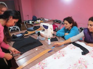 Sığınacaqdakı qadınlar pullarını özləri qazanacaq - YENİ LAYİHƏ