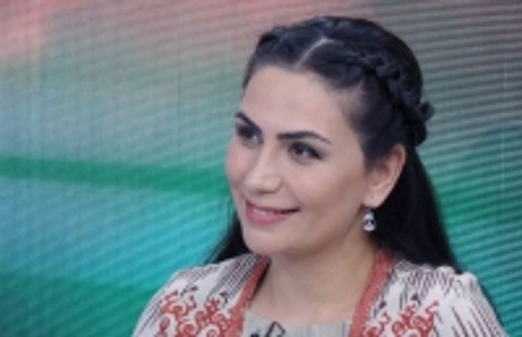 Gəlinlik mağazasında ağladılan gəlin