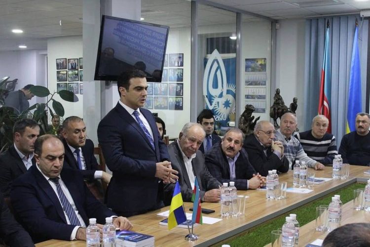 Kiyevdə azərbaycanlılar həmrəylik ərəfəsi “Azərbaycan diasporu”nu təqdim ediblər - FOTOLENT