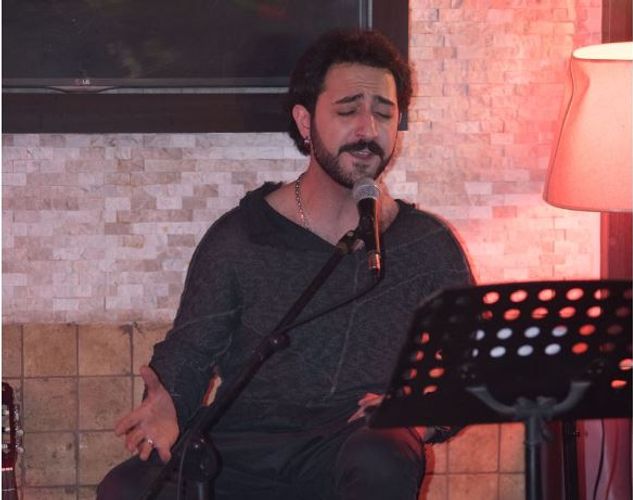 5 diplomlu Qara Dərvişin İstanbul konserti - FOTO