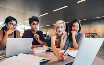 Azərbaycanda 35 tələbə bu universitetdən qovuldu - SƏBƏB