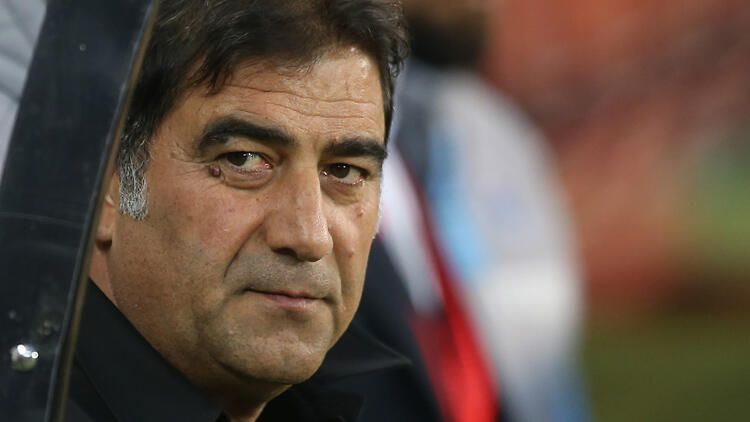 “Trabzonspor” baş məşqçisini göndərdi