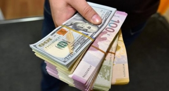 <b>Azərbaycanlı müğənninin 100 min manat borcu var - <span style="color:red;">VİDEO</b> 