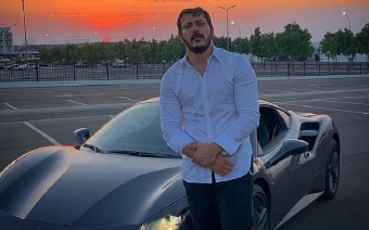 Dünya çempionumuzun yarım milyonluq avtomobili - FOTO