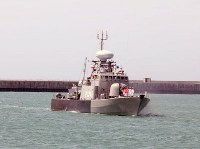 İranın hərbi gəmiləri Bakıda