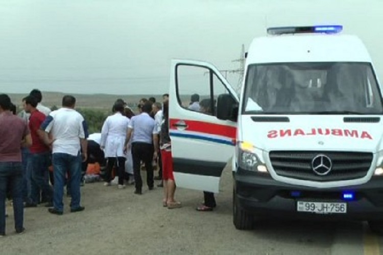 Hacıqabulda ağır yol qəzası: 2 ölü, 4 yaralı