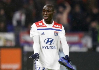 "Real" müdafiəçi alır - <span style="color:red;">50 milyon avroya 