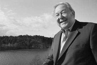 UEFA-nın sabiq prezidenti öldü