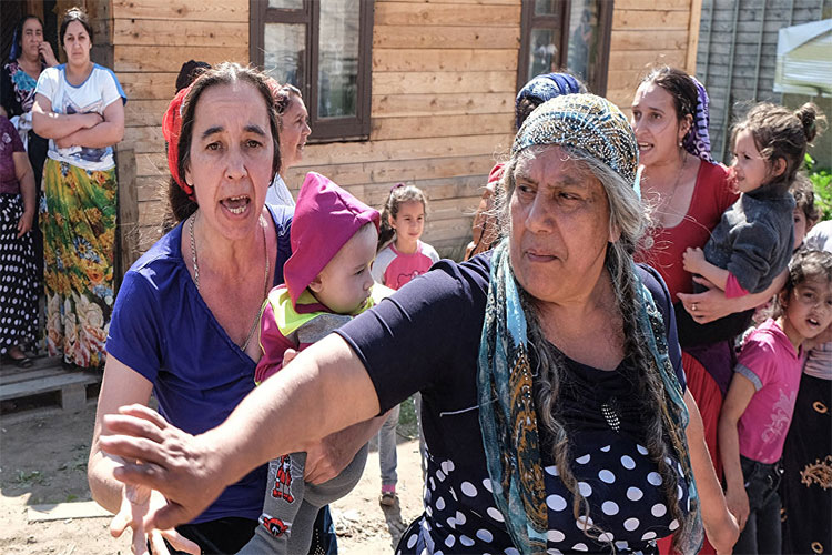 Azərbaycanda qaraçıların uşaq oğurlamasına rast gəlinməyib - Dövlət Komitəsi