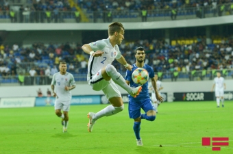 Futbol üzrə Azərbaycan millisi 250-ci matçında böyük hesabla uduzub - FOTO