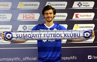 “Sumqayıt” FK Sertan Taşqını heyətinə qatıb