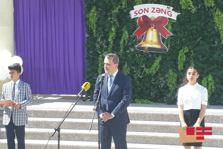 Nazir tədris ilinin iyunun 14-də bitməsi ilə bağlı narazılıqlara münasibət bildirdi