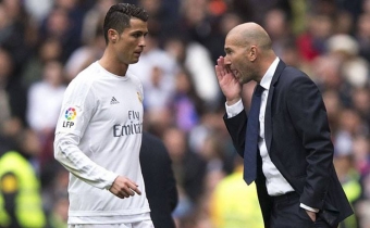 “Ronaldonu kimin əvəzləyə biləcəyi barədə hələ düşünməmişəm” - Zinəddin Zidan